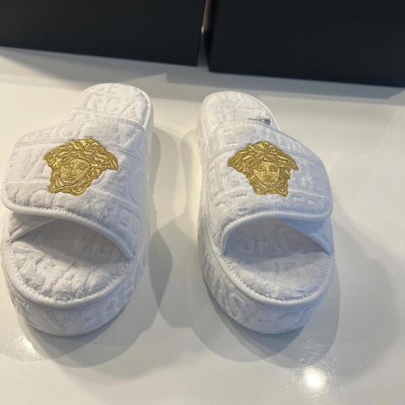$475 White Versace Medusa Head Fabric platform slippers Size 41 main image 7